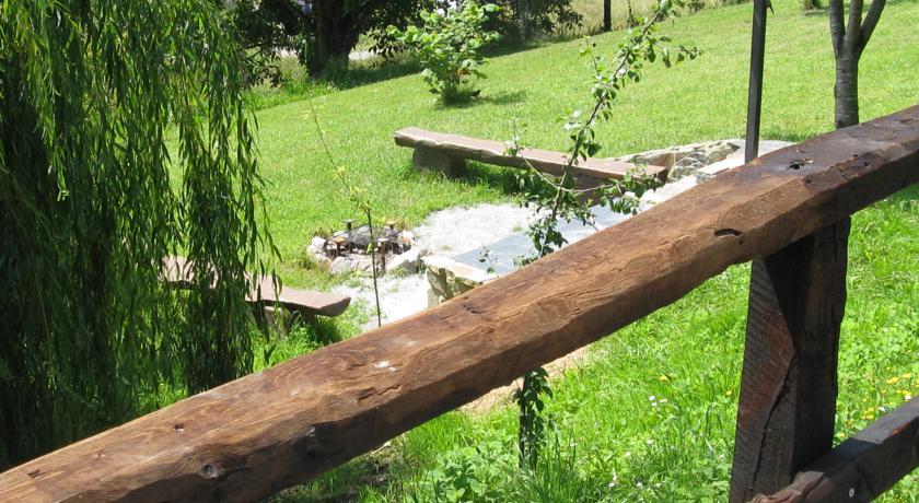 Apartamentos Rurales Casa El Caminero Merás Rum bild